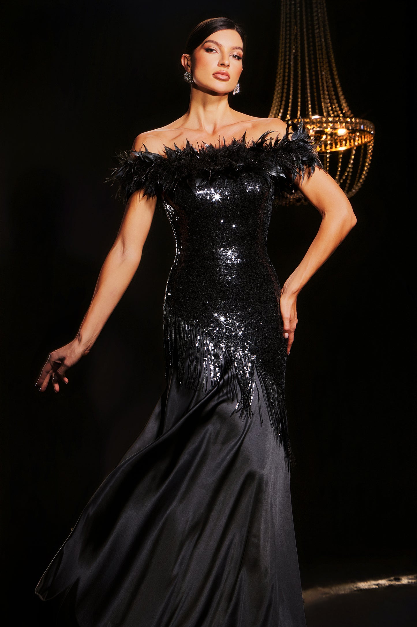 Tek Omuzlu Püsküllü Tül Maxi Elbise