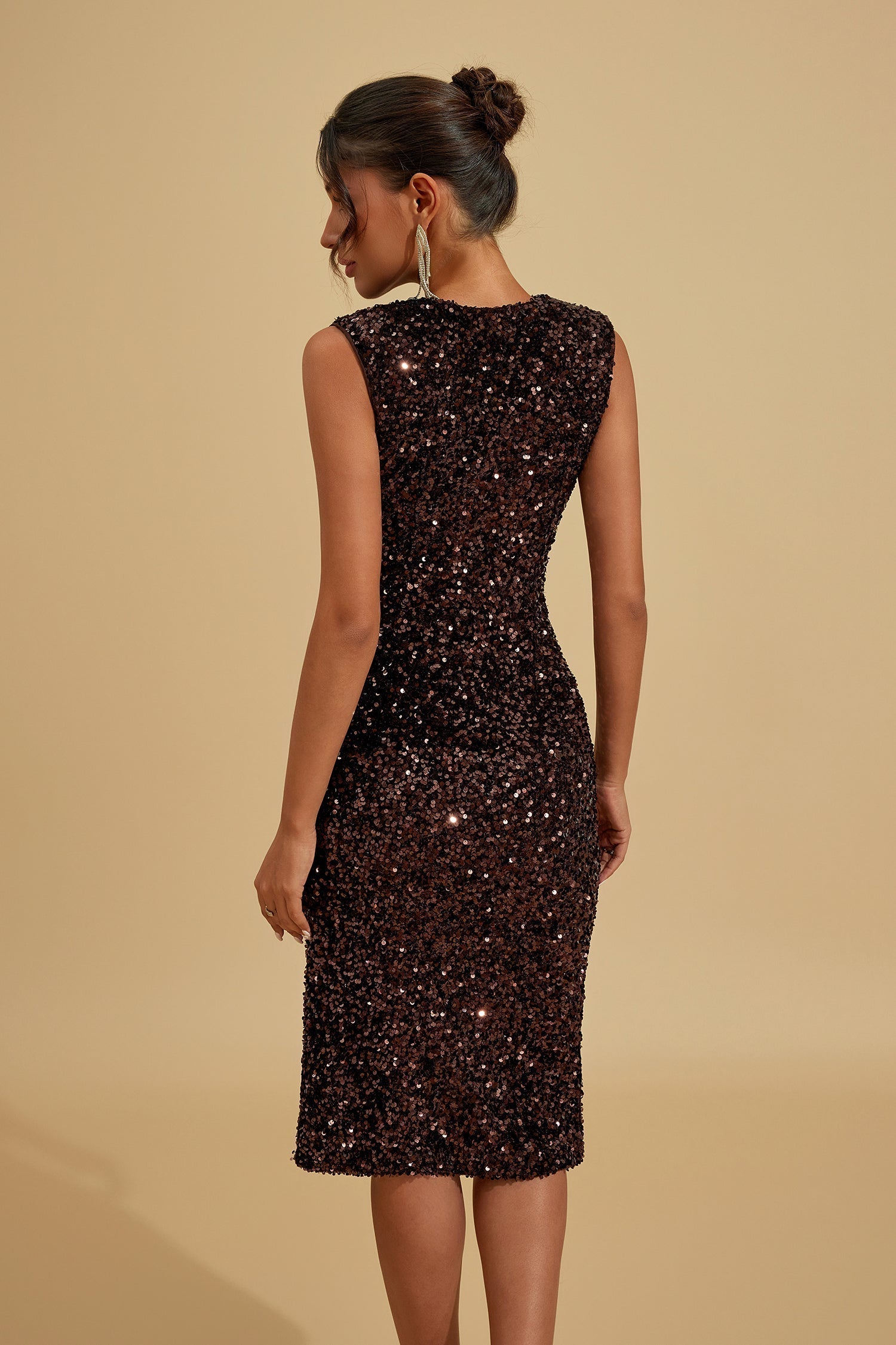 Lysandra Midnight Luxe Payetli Midi Elbise