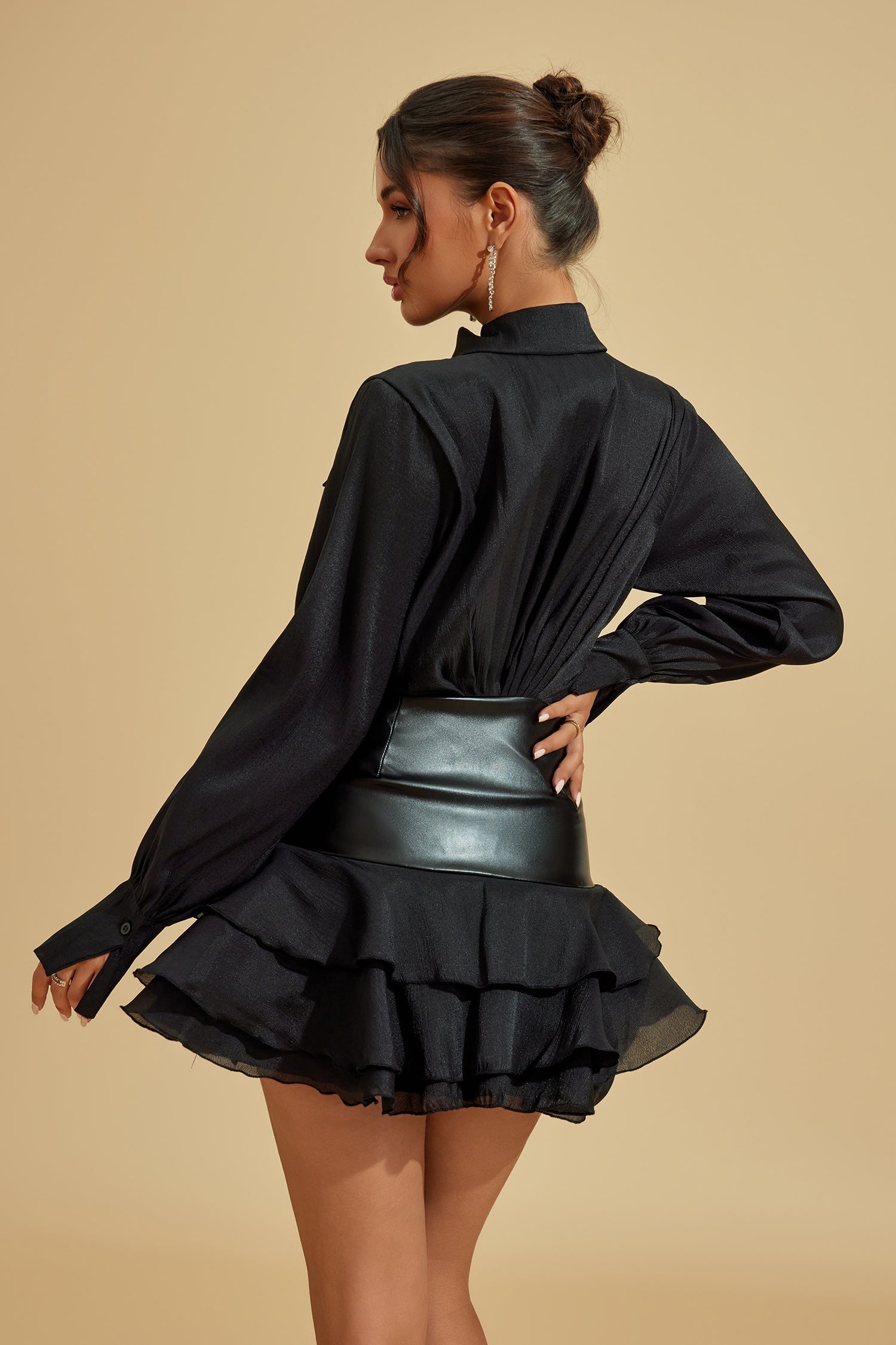 Victoria Kıvrımlı Bel Fırfırlı Mini Elbise