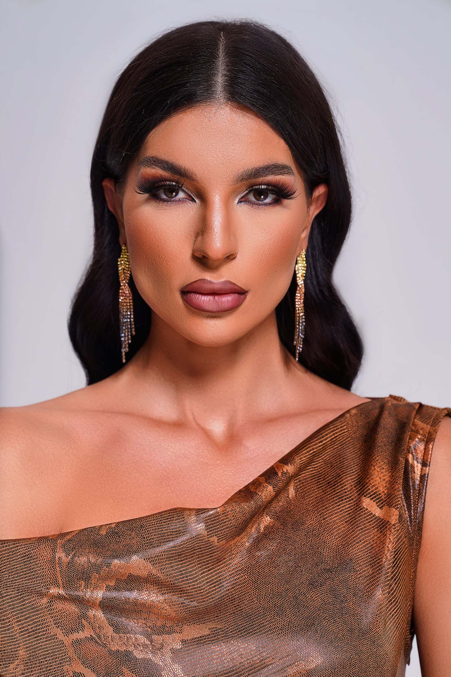 Rereny Taş Detaylı Küpeler