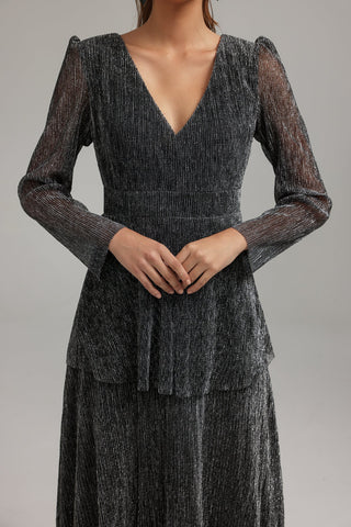 Kat Kat Düz Kesim V-Yaka Elbise