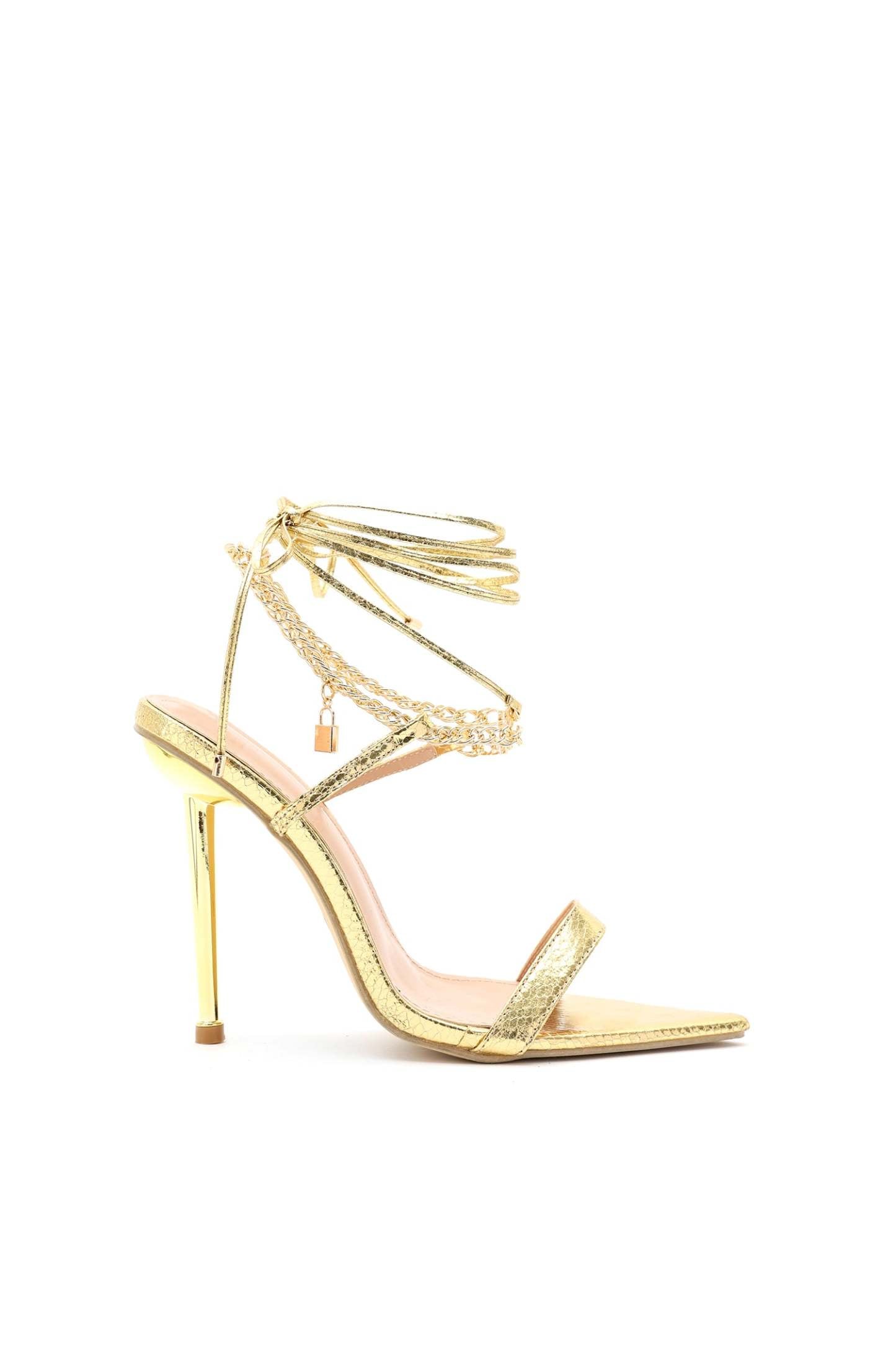 Altın Renkli Zincir Bağcıklı Stiletto Sandalet