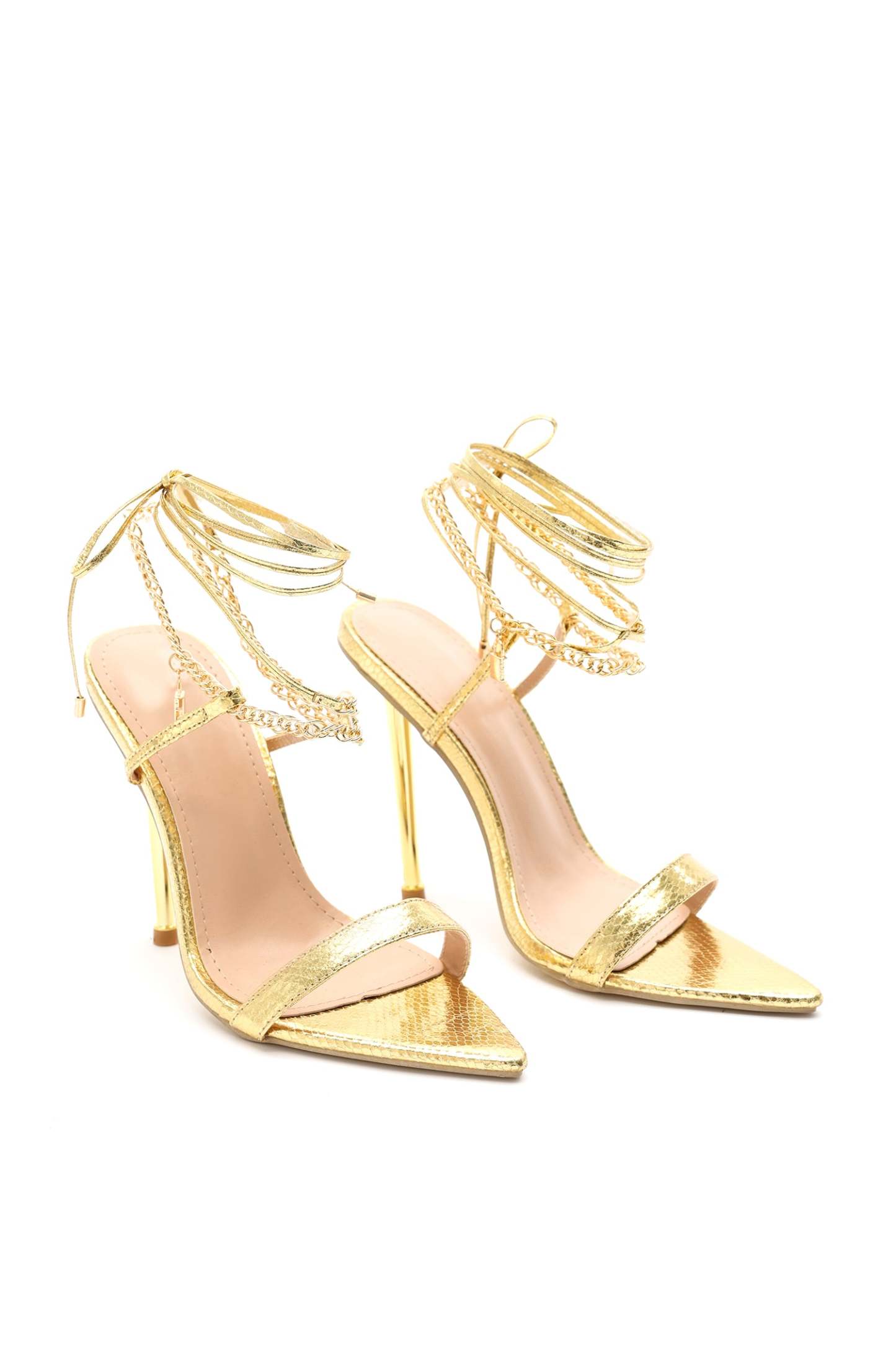 Altın Renkli Zincir Bağcıklı Stiletto Sandalet