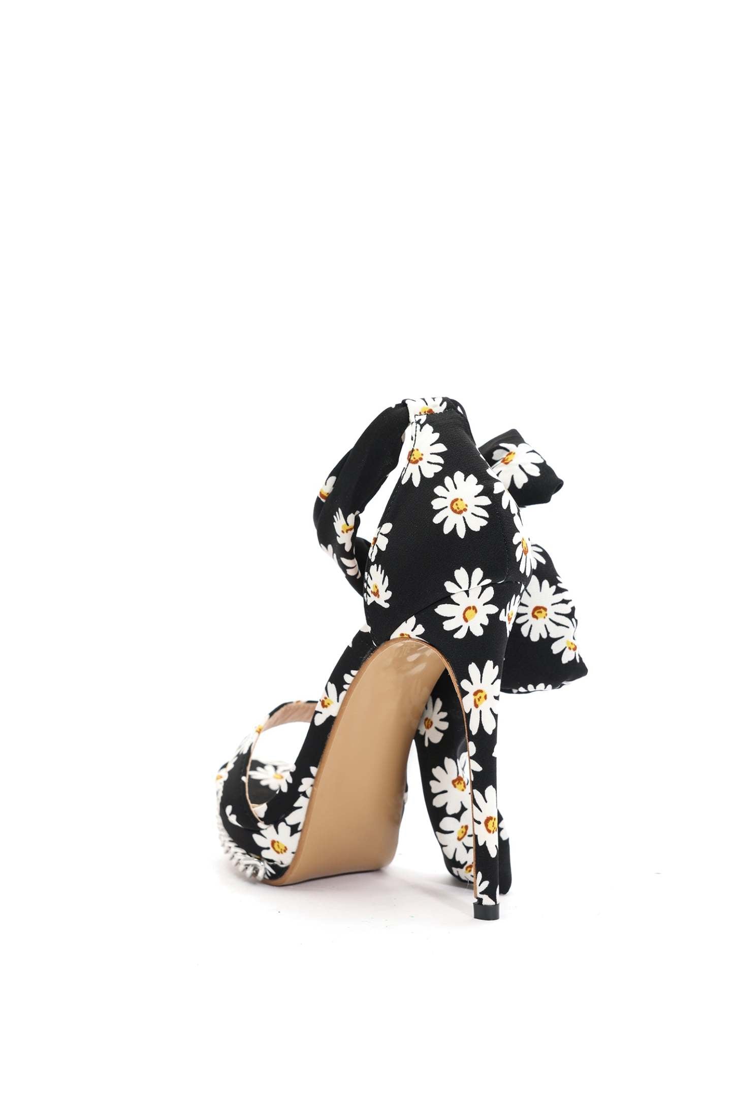 Grasa Çiçek Desenli İnce Bantlı Stiletto Sandalet