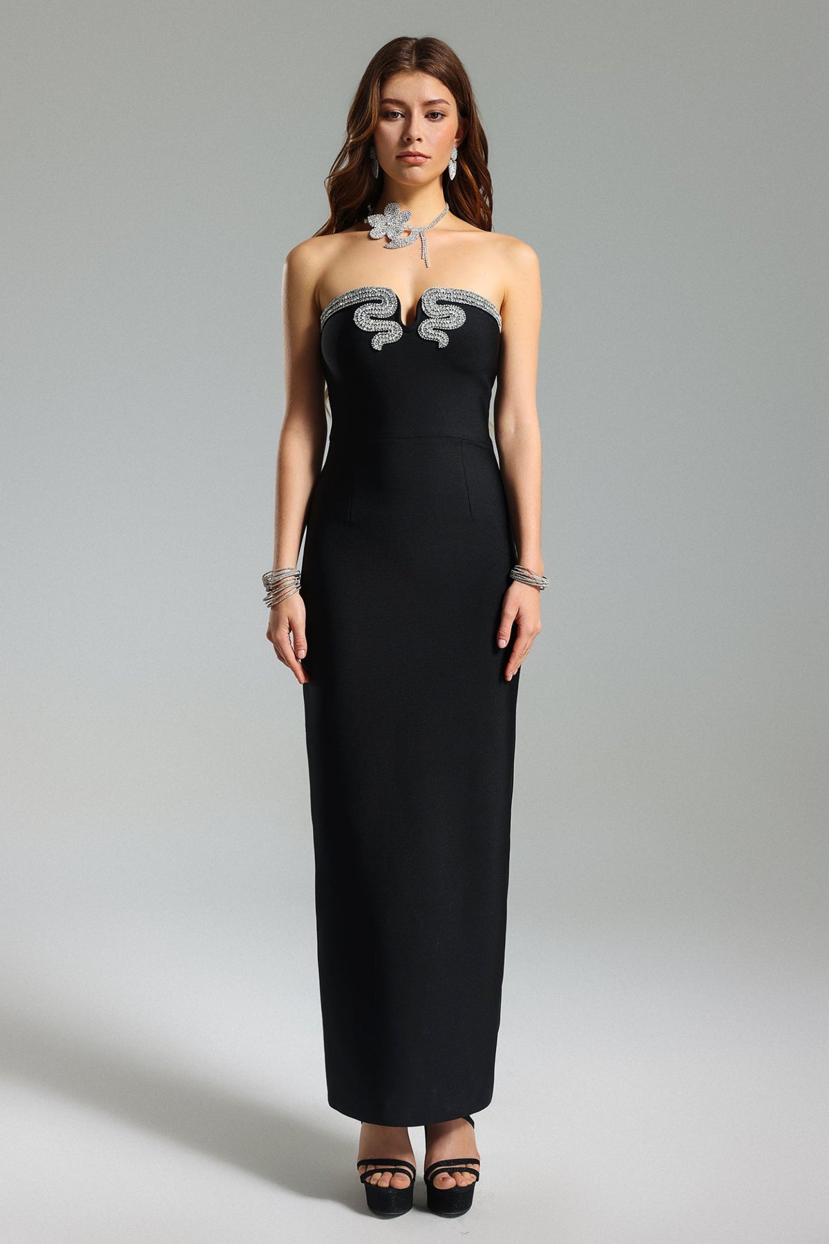 Nunna Taş Detaylı Straplez Elbise