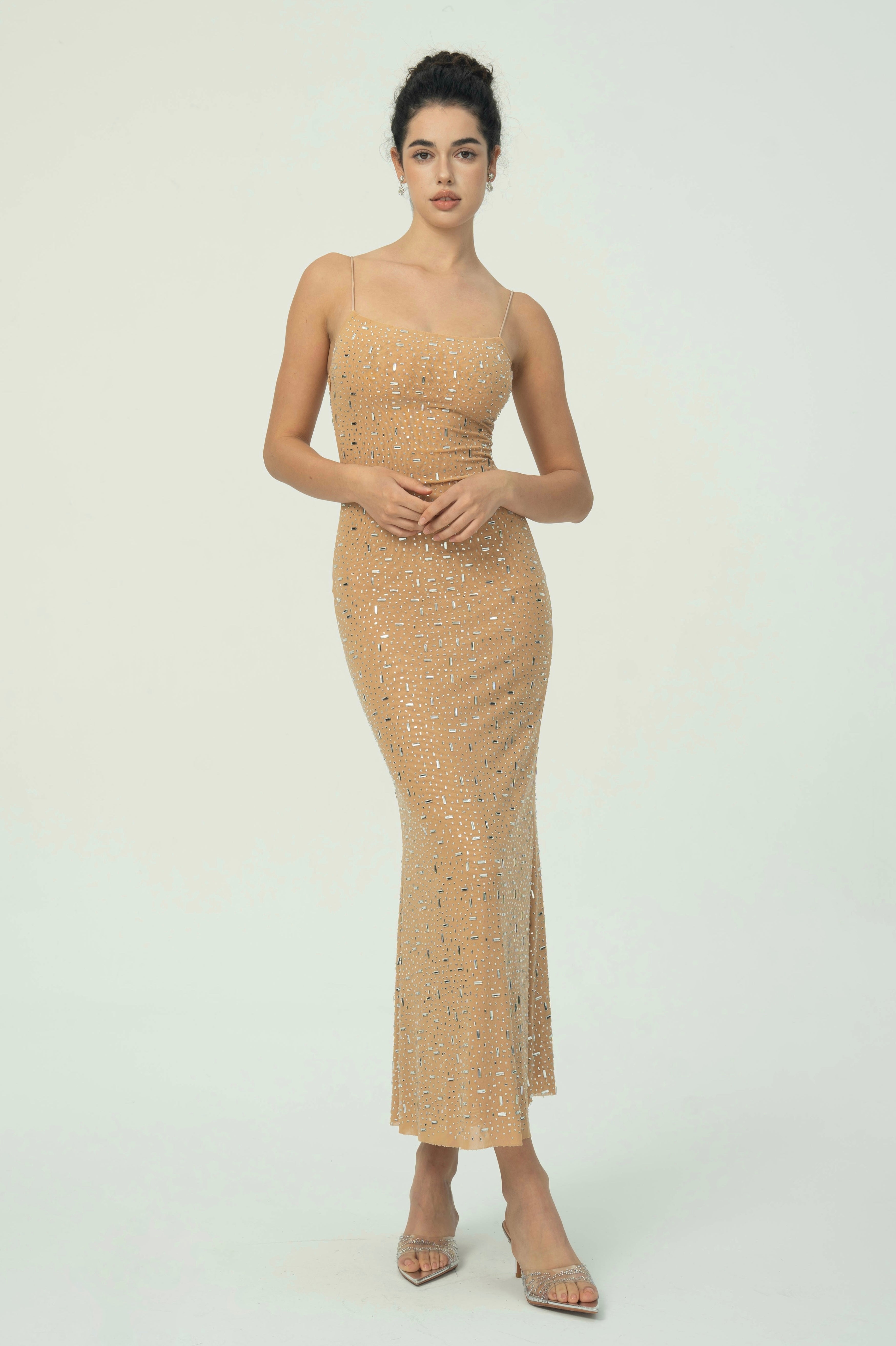 Zarif  Spagetti Askılı Maksi Elbise