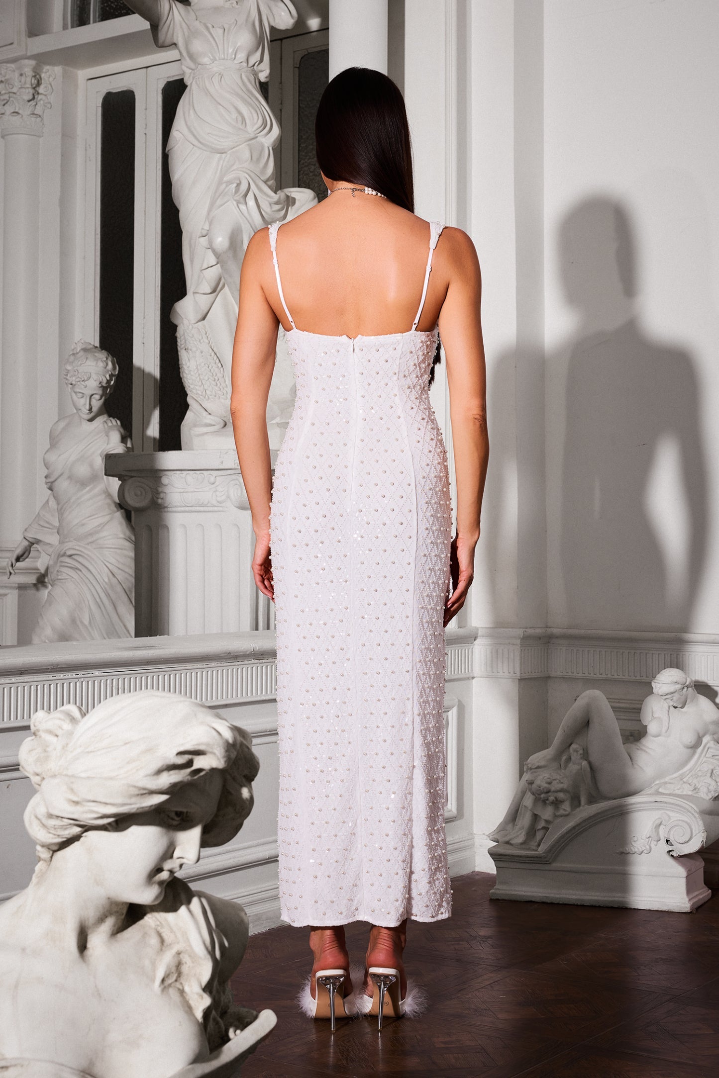 Kivi İnci Detaylı Yırtmaçlı Midi Elbise