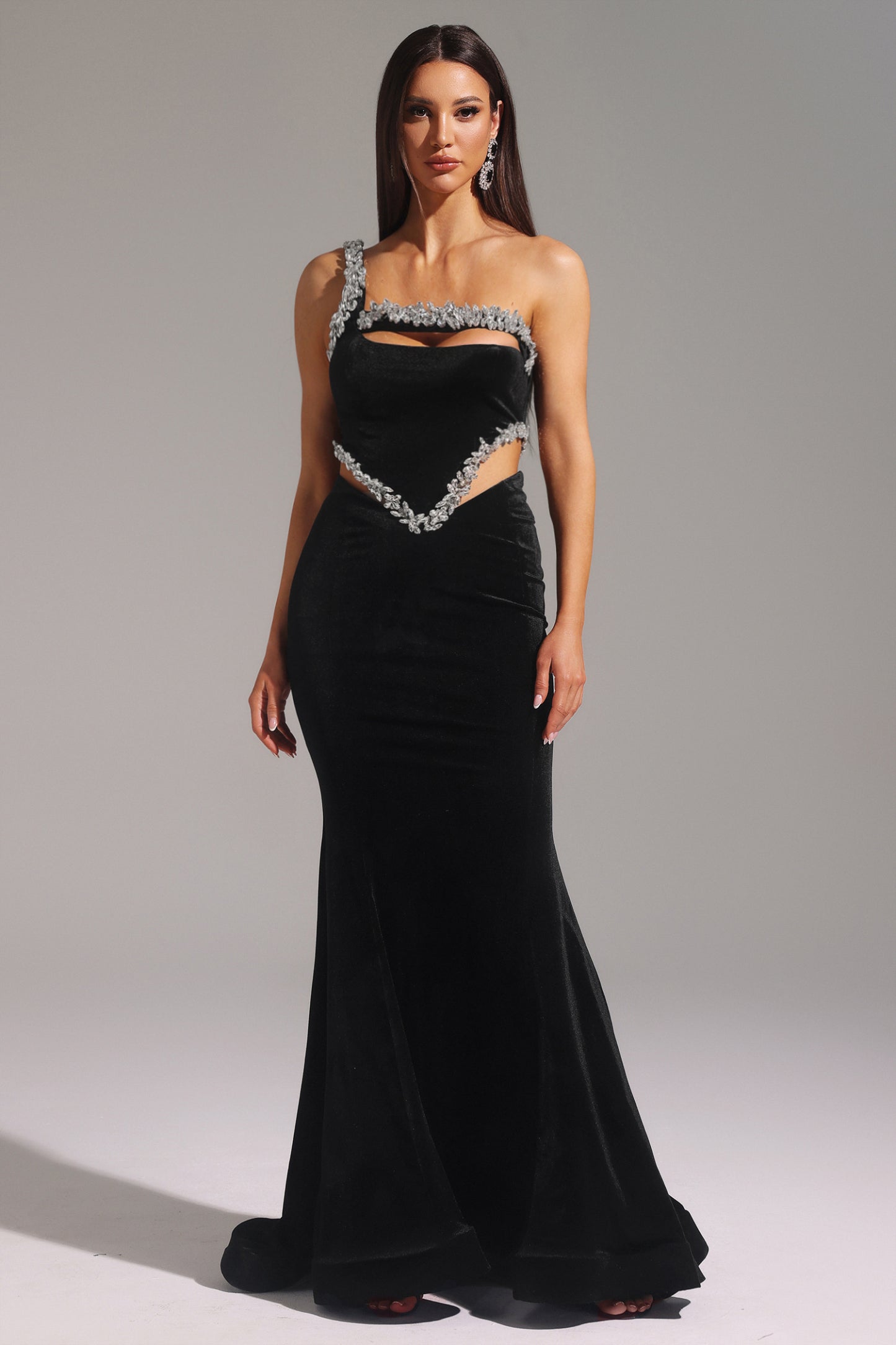 Yedda Tek Omuz Elmas İşlemeli Uzun Elbise