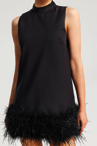 Tüy Detaylı Kolsuz Mini Elbise