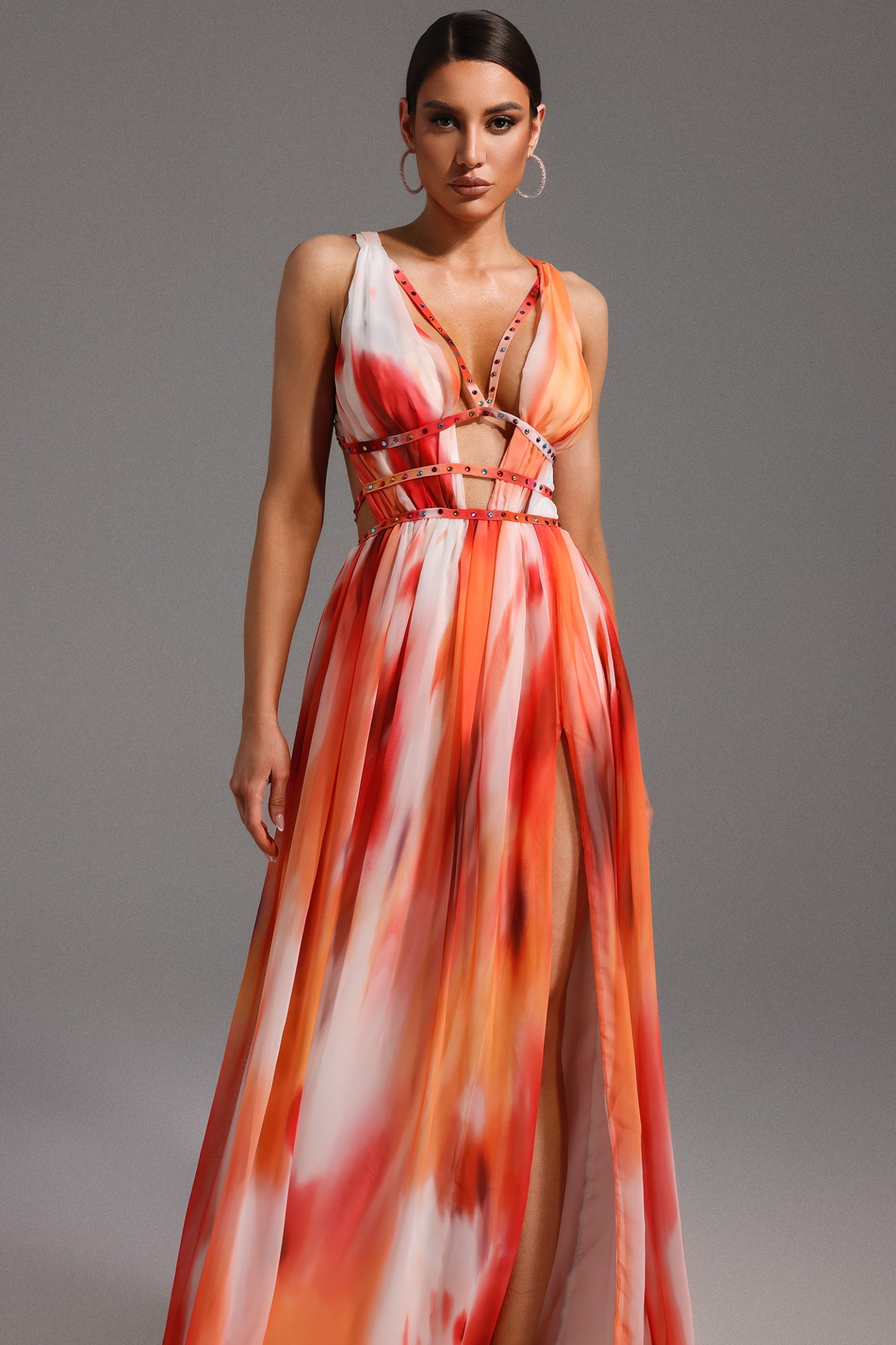 V Yaka Taş Detaylı Kolsuz Uzun Elbise