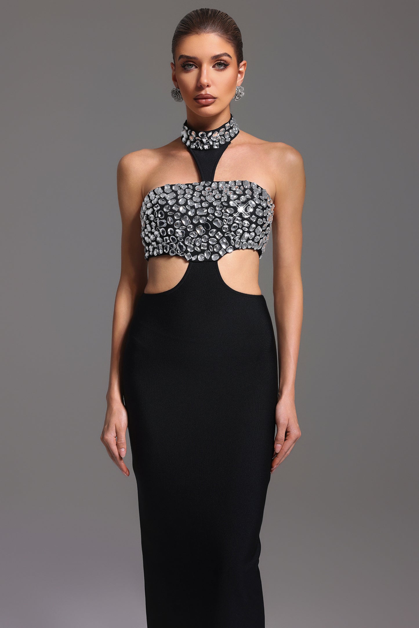 Islay Halter Taş Detaylı Hollow Out Maksi Elbise