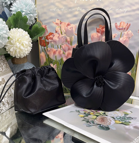 Şık 3D Petal Çiçek Düz Renk Yaka Çanta