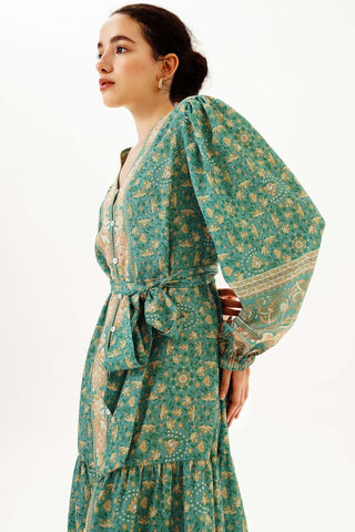 Volanlı V Yaka Çiçekli Uzun Elbise