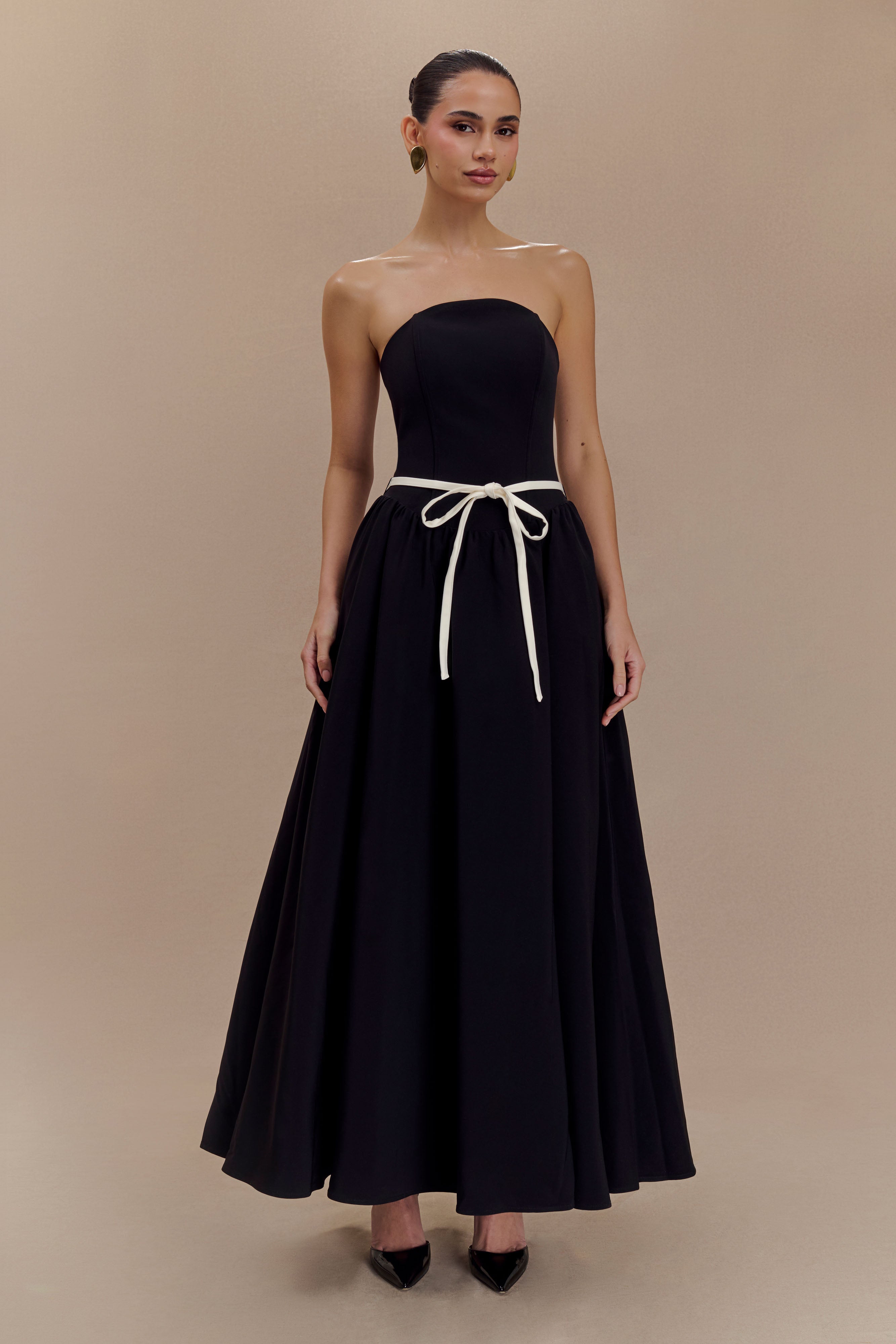 Penny Straplez Kontrast Midi Elbise - Siyah Beyaz