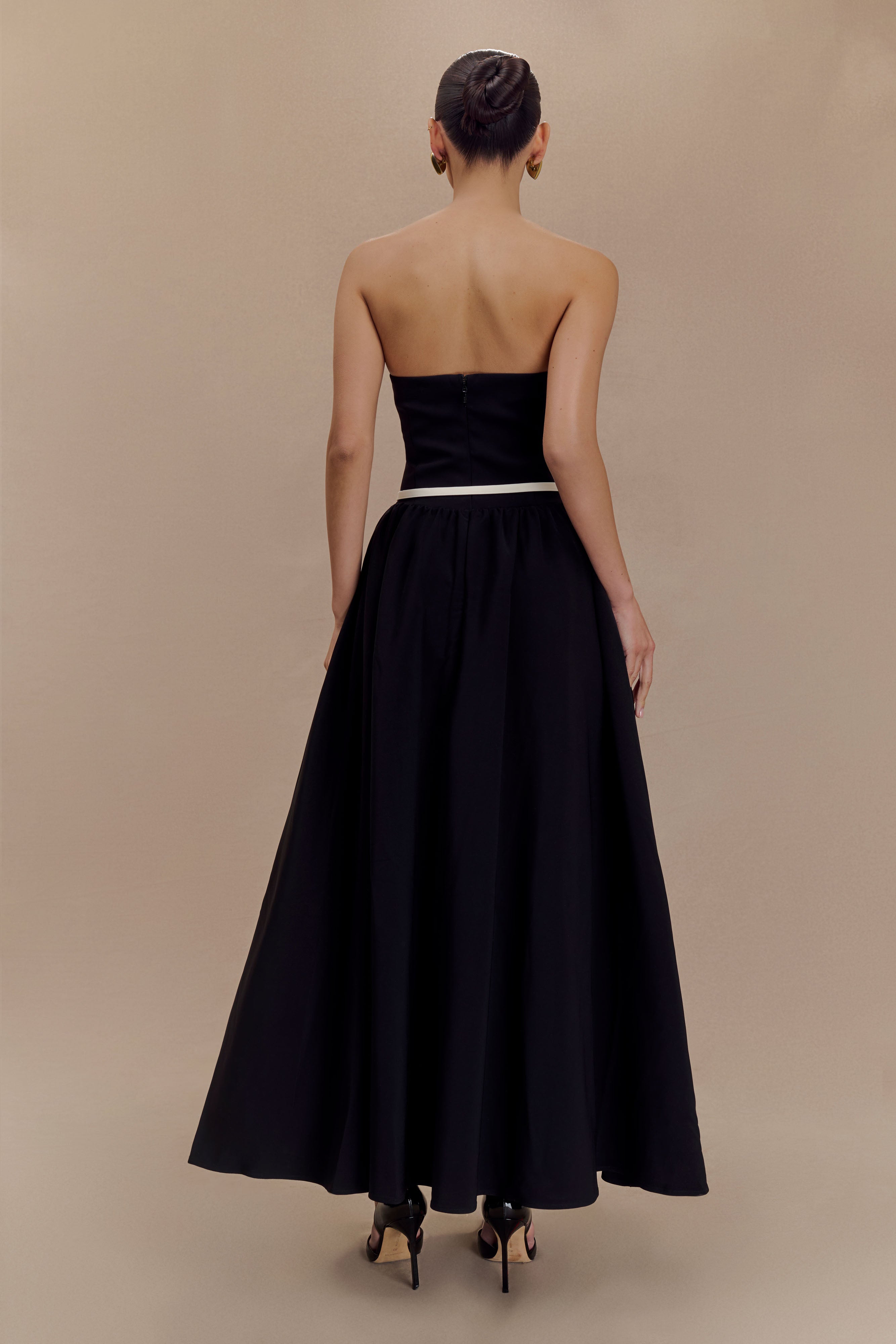 Penny Straplez Kontrast Midi Elbise - Siyah Beyaz