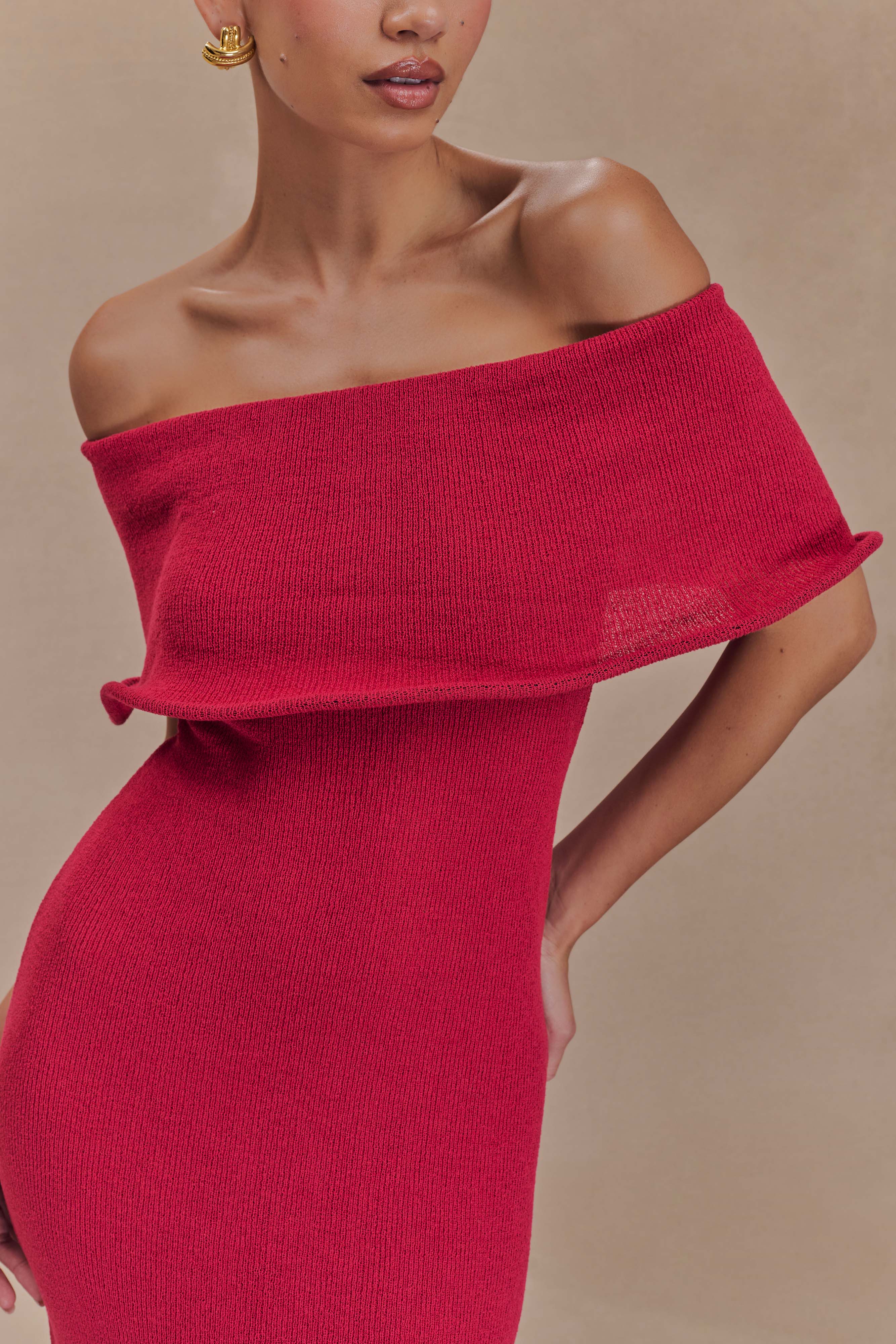 Molly Düşük Omuzlu Triko Midi Elbise - Ahududu