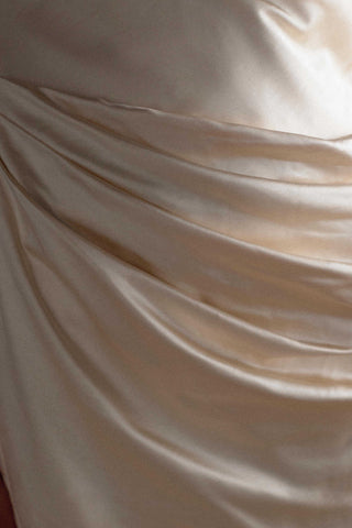 Dalia Düşük Omuzlu Saten Maxi Elbise - Allık Altın