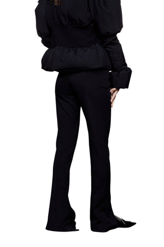 Vücuda Oturan Yırtmaç Detaylı Pantolon