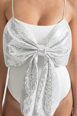 Önü Büyük Pullu Fiyonklu Bodysuit