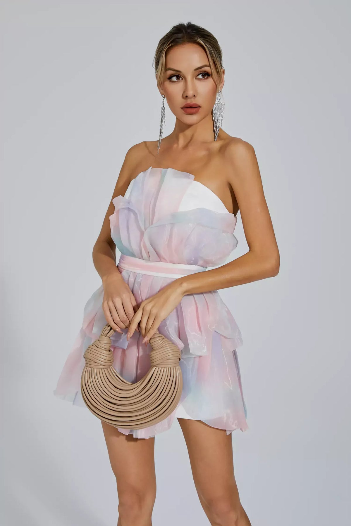 Elsa Pembe Kemerli Mini Kıvrımlı Elbise