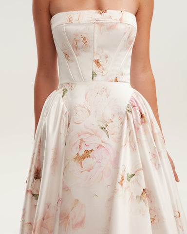 Blossom Elegance Straplez Elbise