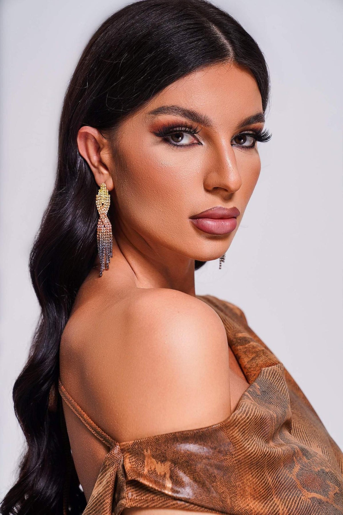 Rereny Taş Detaylı Küpeler