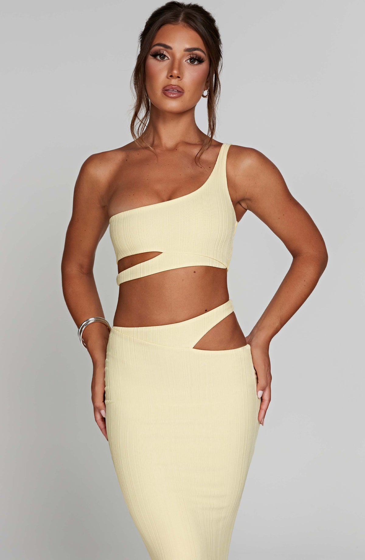 Tek Omuzlu Asimetrik Kesim Crop Top – Sarı